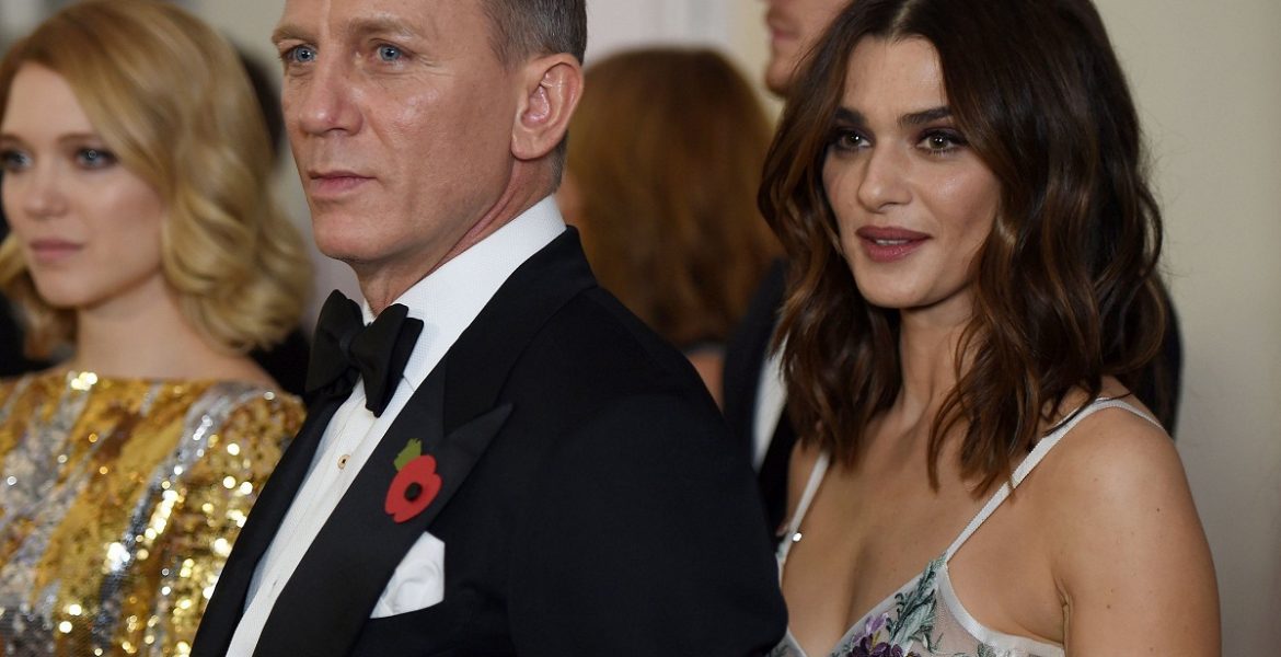 Daniel Craig and Wife Rachel Weisz expecting their first child